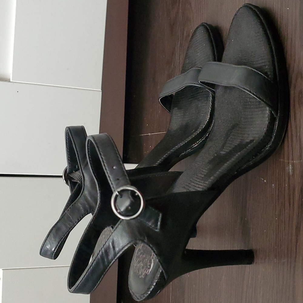 Vince Camuto Lynona Sandal